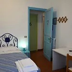 Hotel Villa Cristina *