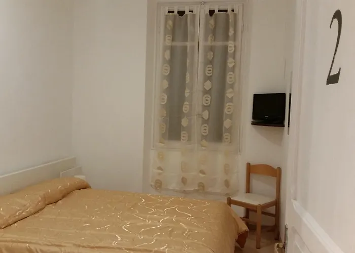 Cristina فندق راباللو